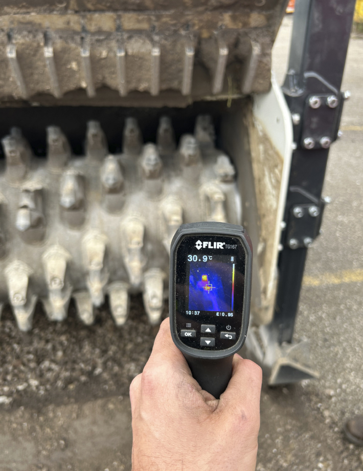 MAXICRUSHR xd - Die elektrische Kühlung optimiert die Betriebstemperatur des Antriebes, wodurch sie auch bei hoher Belastung zuverlässig und langlebig bleibt.