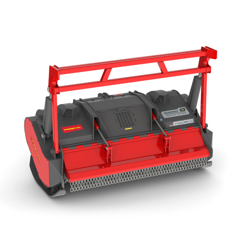 MAXIFORST - Nella configurazione base, SEPPI MAXIFORST viene fornito con il sistema ADAM, che inclina il moltiplicatore della trinciatrice, riduce al minimo l'angolo di lavoro dell'albero di trasmissione e consente quindi di sollevare ed abbassare la trinciatrice con maggiore ampiezza. Il telaio della trinciatrice forestale MAXIFORST è realizzato in acciaio speciale antiusura, con piastre antiusura intercambiabili (novità dal 2021), che garantiscono robustezza strutturale e affidabilità anche in condizioni di lavoro difficili.