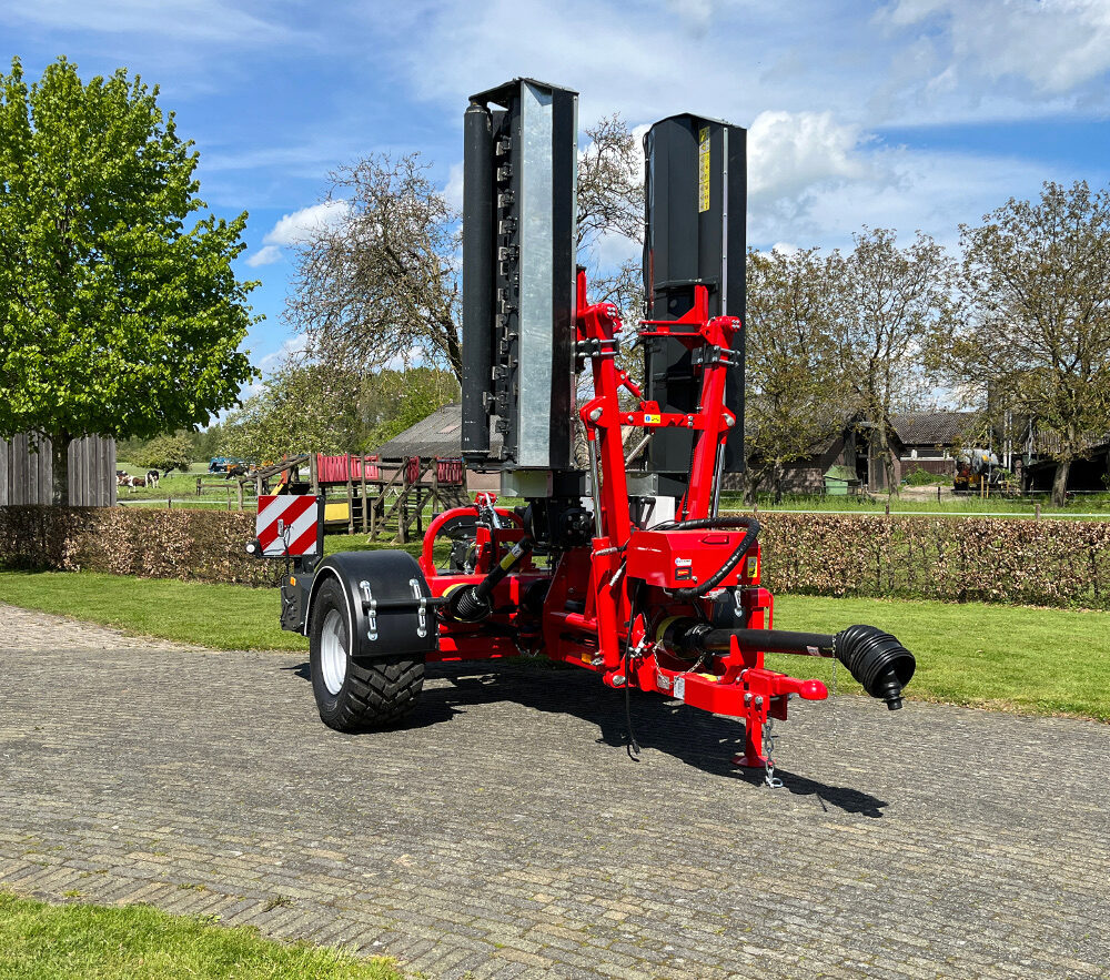SMWA multipla - 5 bzw. 6 Meter breite Kombination aus Schlegelmulchern für großflächiges Mulchen